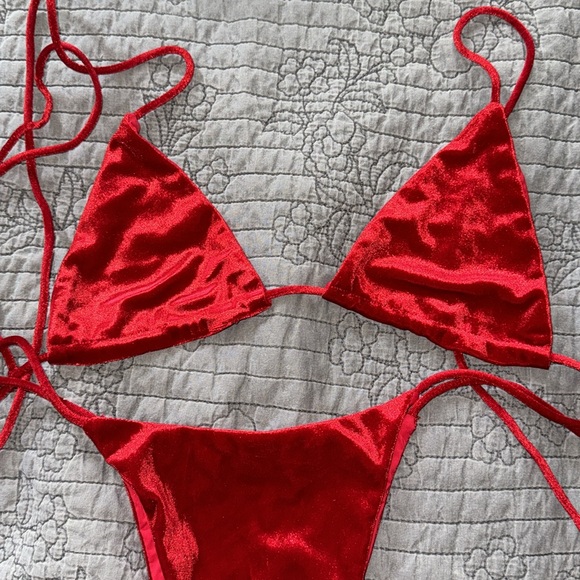 Meshki Red Velvet Bikini - Picture 2 of 4